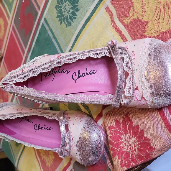 Irregular Choice Brezza Estiva WF, Mary Jane Flat Donna, Bianco, 36 EU Larga